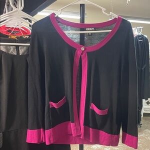 💗 DKNY Silk & Cashmere Cardigan – Black & Fuchsia – Size M